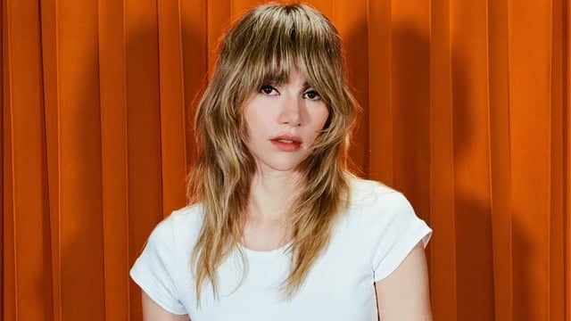 Suki Waterhouse